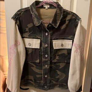POL Camo Jacket with Cream Waffle Sleeves and Pink Print